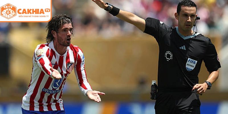 Top các trọng tài gây tranh cãi lớn trong giới thể thao